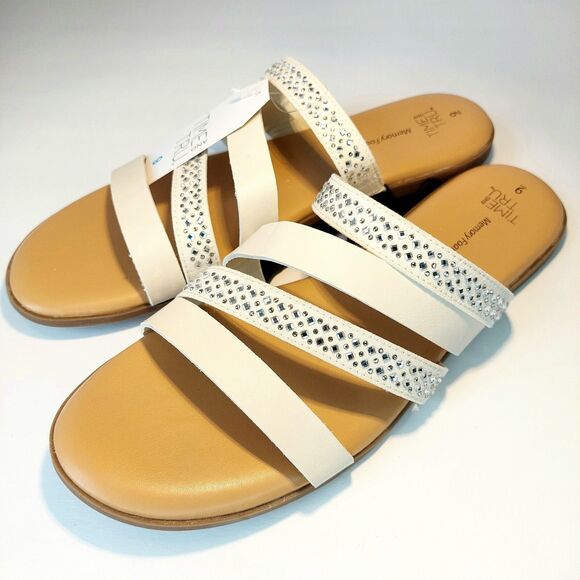 NWT Time & Tru Cream Strappy Bling Memory Foam Flat Sandals w/ Crystals Sz 9 - Picture 1 of 7